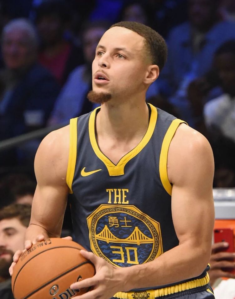 次华丽的个 次华丽的个