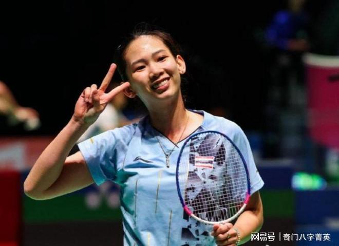 舞台上竞争 舞台上竞争